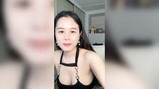 9分颜值大奶美女应要求双人秀