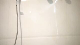 肥臀大奶少妇和网友见面诉苦被狼友哄骗啪啪