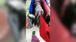 手术室小护士深夜值班大姨妈来双蛋震爆菊喷水_