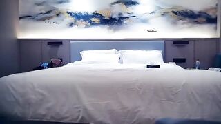 黄先生双飞性感风骚妩媚嫩妹