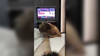 胡子哥约炮良家M痴女激情舔含主人的脚趾