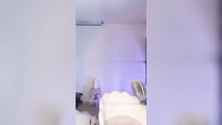 火爆尤物蘸点蜜桃酱骚进骨子里半裸吃假鸡巴-3