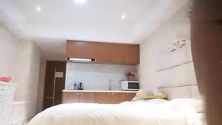 横扫外围约操170红色长裙靓女_