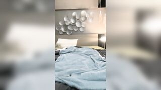 肥臀苗窕饥渴欲姐和狼友开房操逼