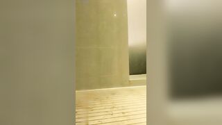 纹身大奶骚货口交伺候狼友上位坐骑操逼