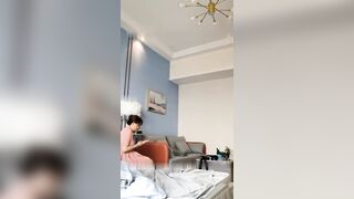 肉感肥臀大奶骚妇上位坐骑老公激情啪啪