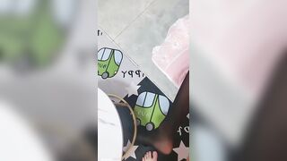 苗窕大奶骚妹子口交足交伺候狼友操逼