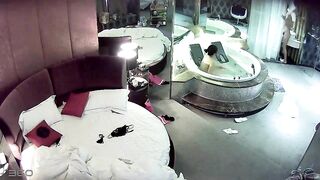 这下玩爽了洗完澡再来一炮
