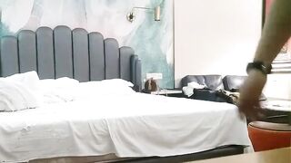 深情探花大圈网红外围美女跪地吸吮大屌
