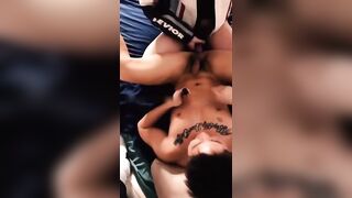 雷爷对高挑小帅哥下手啦