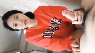 漂亮乖巧女儿日常吃精