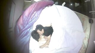 圆床房上帝视角欣赏中年胖哥艳福不浅玩肏身材苗条白嫩大奶学生妹_