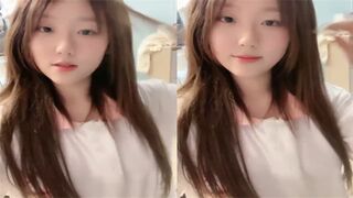 大奶嫩妹淫声荡语撩骚互动近拍掰穴扣逼自慰