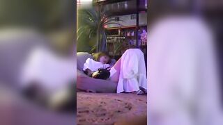 抄底无内靓妹抄到刚被内射完得靓妹精液还在往下掉