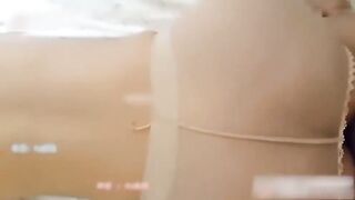 PUA骗炮大学学妹开档丝袜肉丝足交